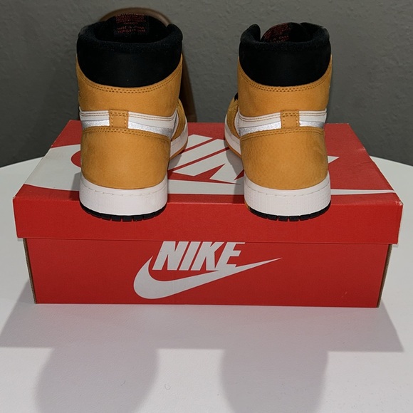 Jordan 1 Retro High Element Men’s Size 11 - Picture 5 of 8